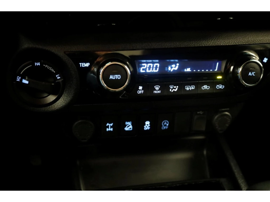 Toyota Hilux – foto 18