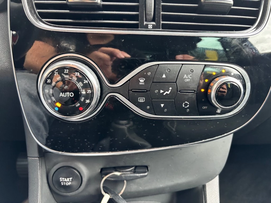 Renault Clio – foto 16