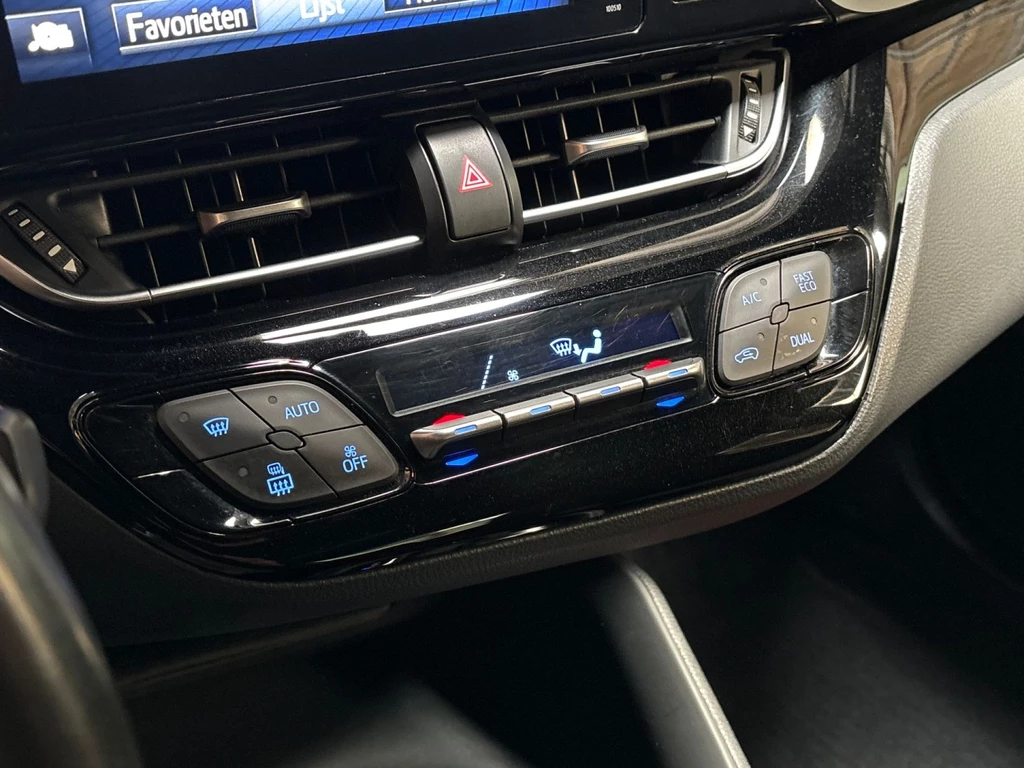 Toyota C-HR – foto 9
