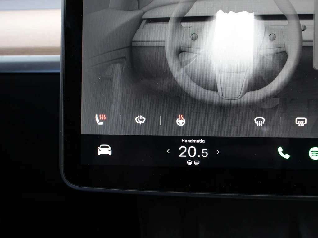Tesla Model Y – foto 20