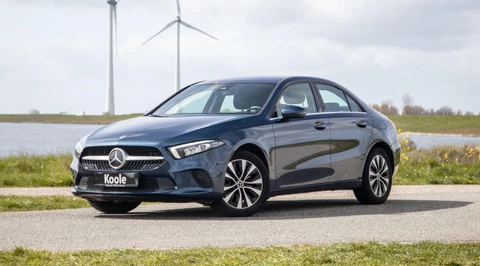 Mercedes-Benz A-klasse 250 e Business Line CARPLAY / CAMERA / LEER / DEALER ONDERHOUDEN