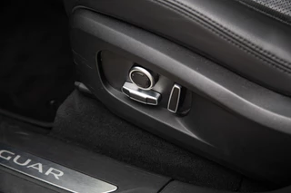 Jaguar F-PACE – thumbnail 25