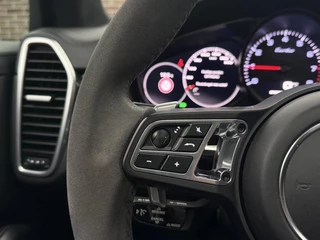Porsche Cayenne – thumbnail 24