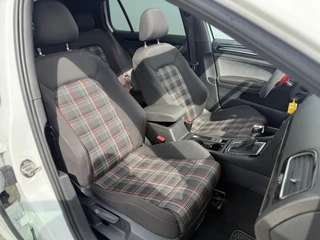 Volkswagen Golf – thumbnail 17