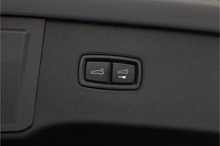 Porsche Cayenne – thumbnail 31