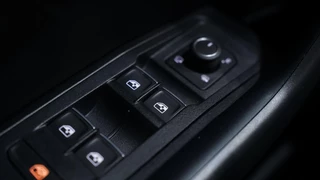 Volkswagen T-Roc – thumbnail 28