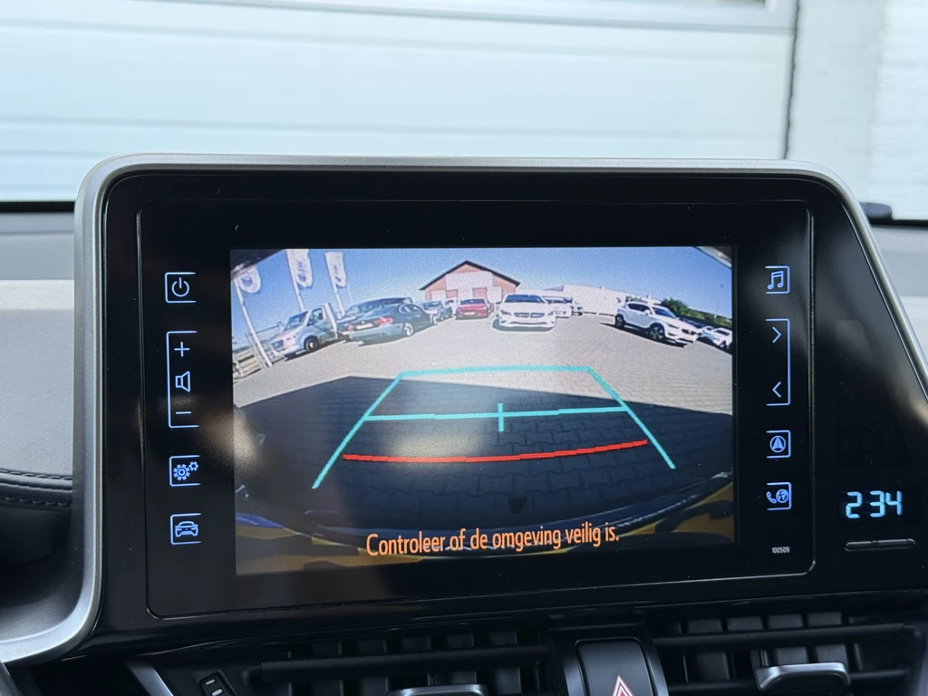 Toyota C-HR – foto 23
