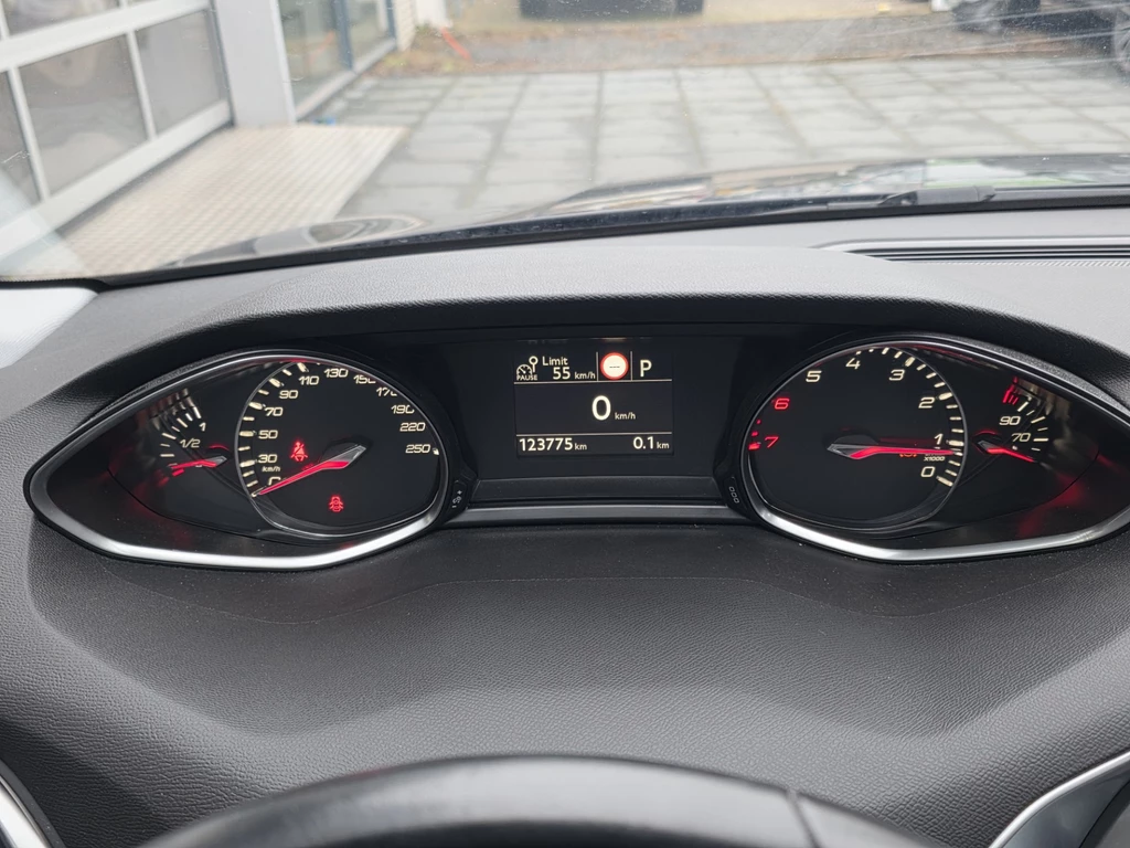 Peugeot 308 – foto 18