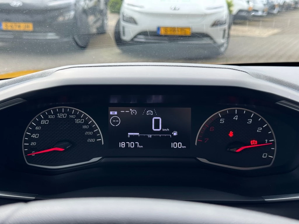 Peugeot 208 – foto 4