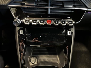 Peugeot 2008 – thumbnail 18