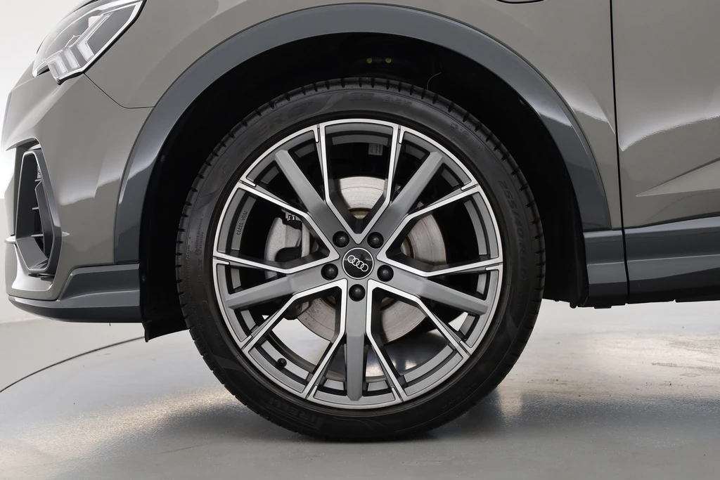 Audi Q3 – foto 48