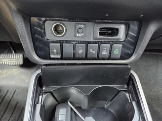 Mitsubishi Outlander – thumbnail 20