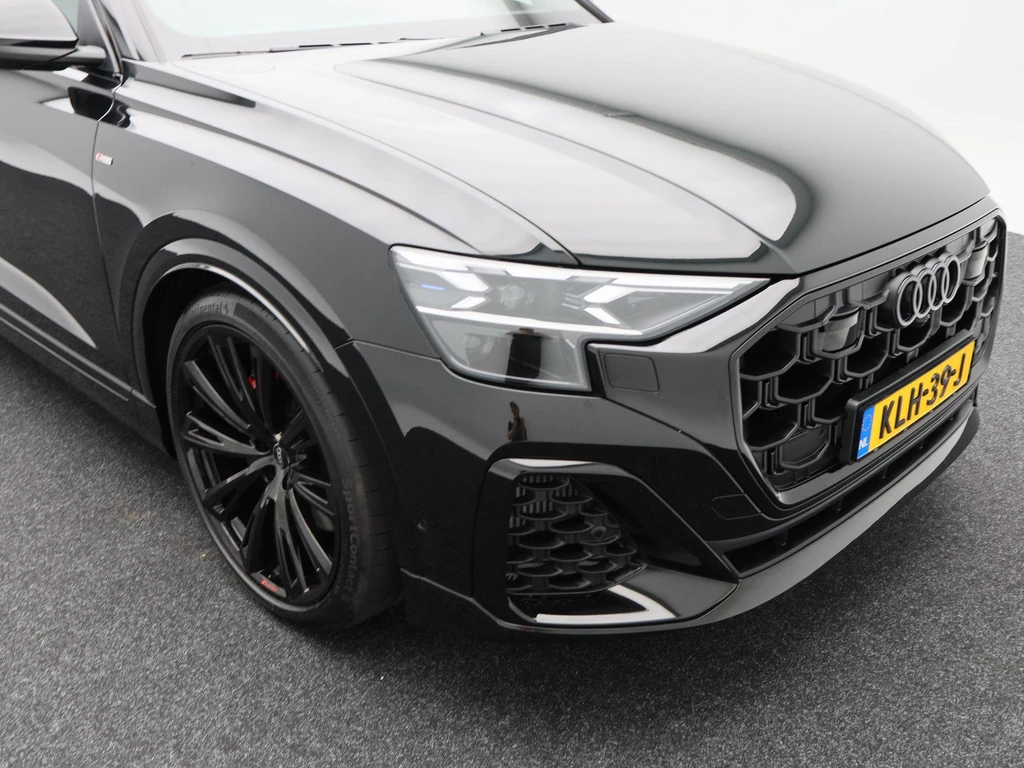 Audi Q8 – foto 7
