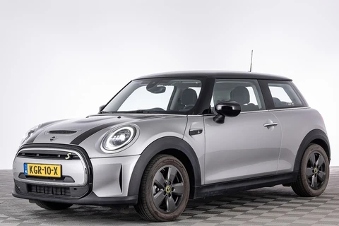 MINI Electric Mini Cooper SE 33 kWh *SOH 97%* Sportstoelen | Full LED | NAVI | ECC | Sportstoelen