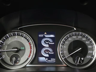 Suzuki Vitara – thumbnail 18