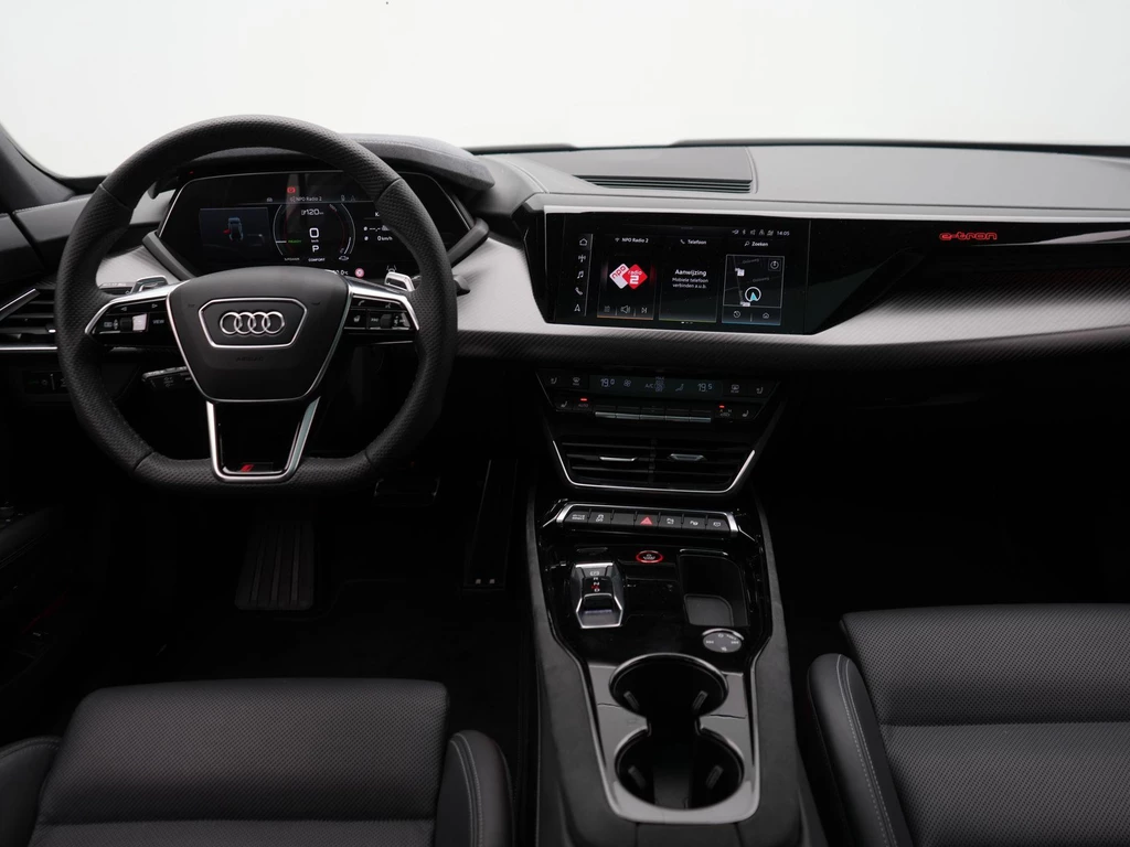 Audi e-tron GT – foto 12