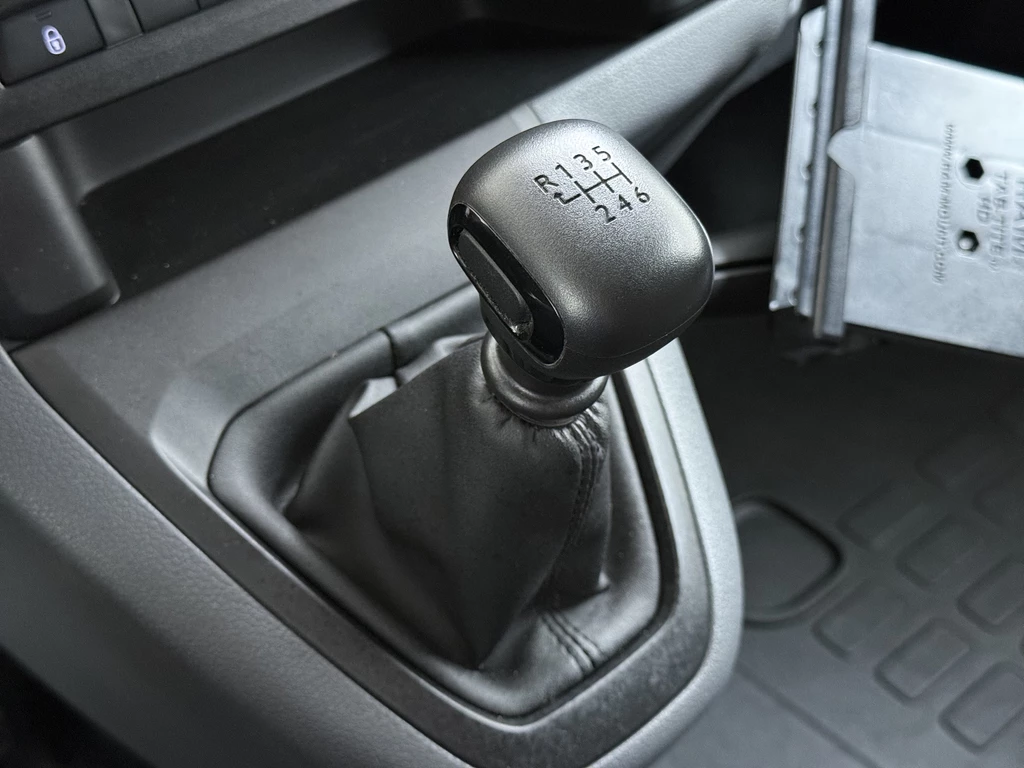 Opel Vivaro – foto 29