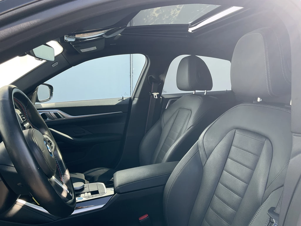 BMW i4 – foto 30