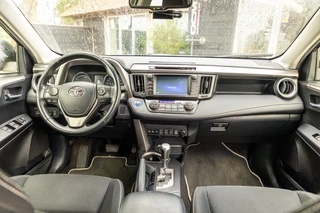 Toyota RAV4 – thumbnail 13