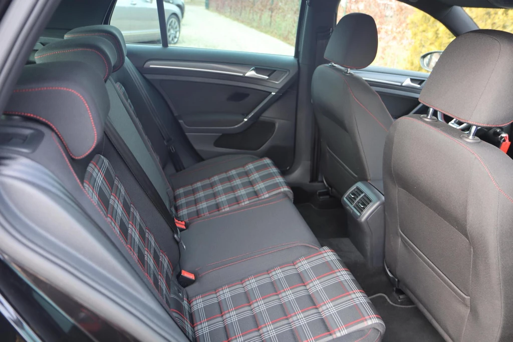 Volkswagen Golf – foto 95