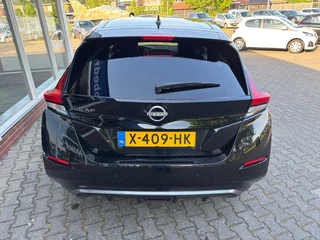 Nissan Leaf – thumbnail 2