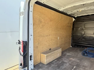 Ford E-Transit – thumbnail 17