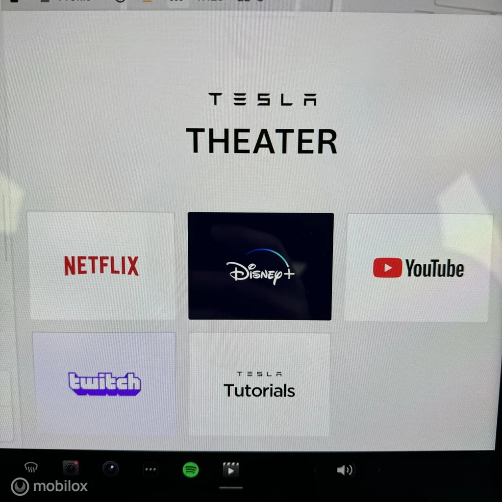 Tesla Model Y – foto 12