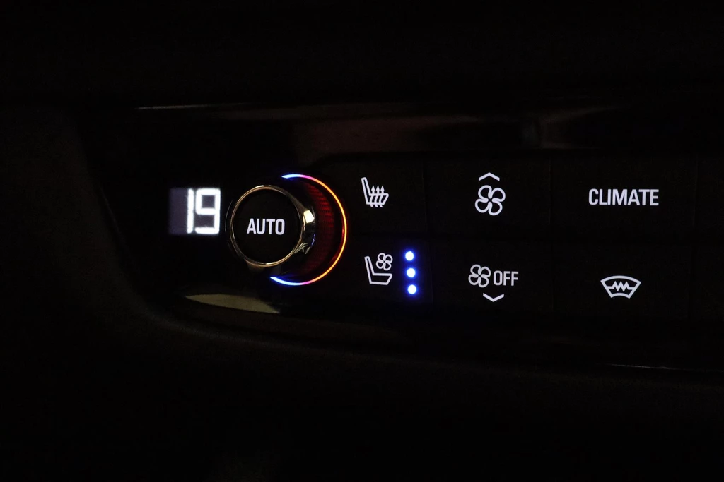 Opel Insignia – foto 28