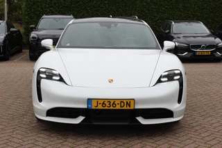 Porsche Taycan – thumbnail 8