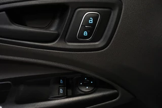 Ford Transit Connect – thumbnail 12