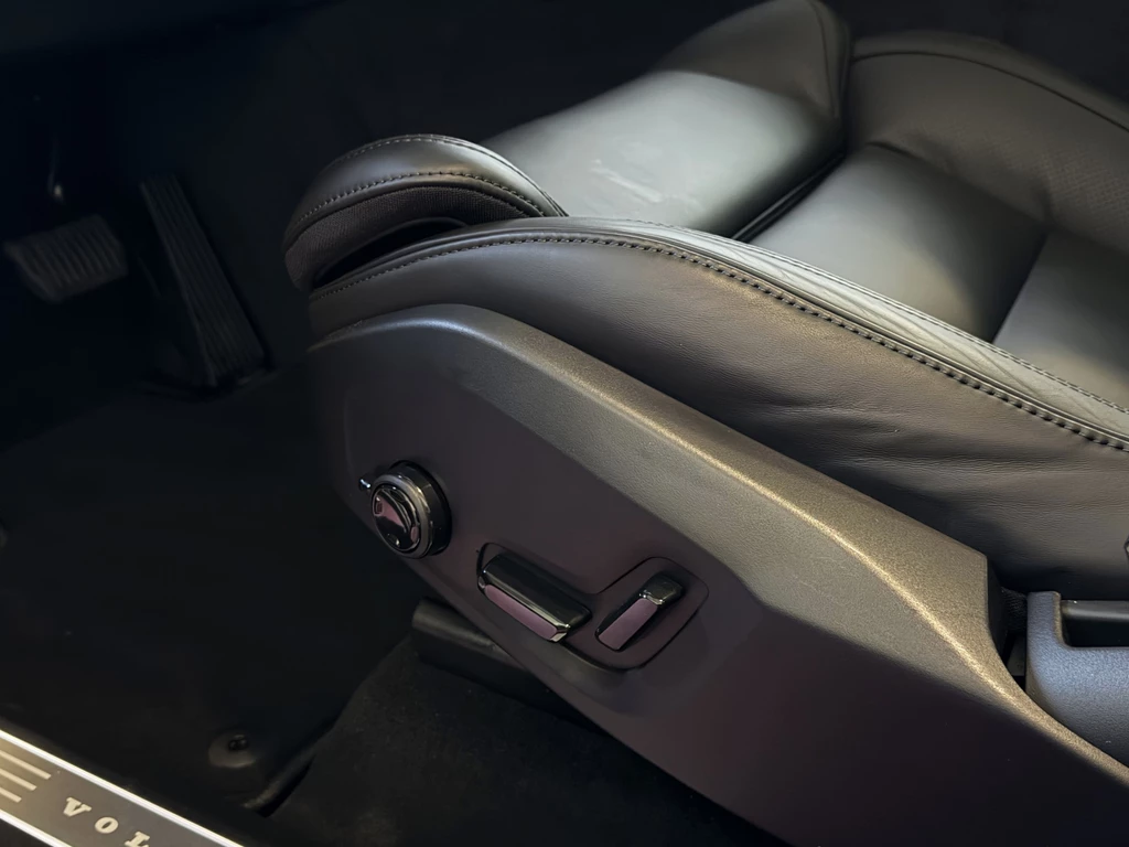 Volvo XC90 – foto 30