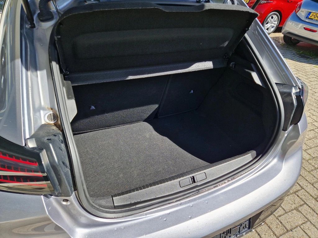 Peugeot 208 – foto 9