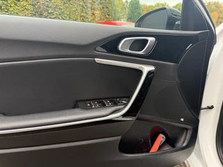 Kia Ceed – thumbnail 17