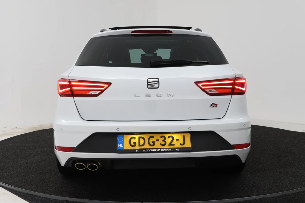 SEAT Leon – foto 4