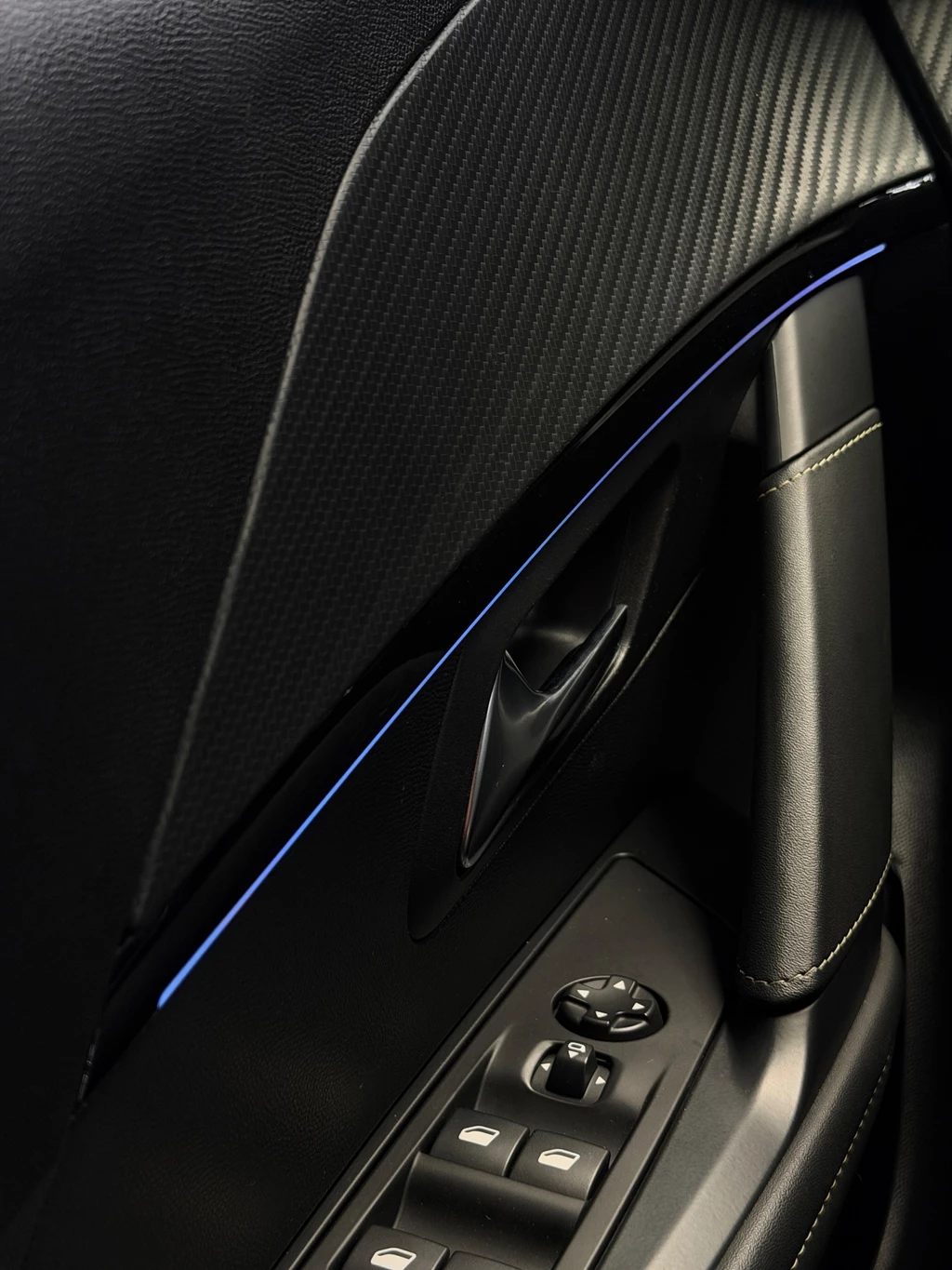 Peugeot 208 – foto 33