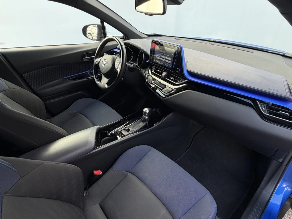 Toyota C-HR – foto 15