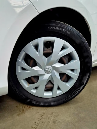 Toyota Yaris – thumbnail 17
