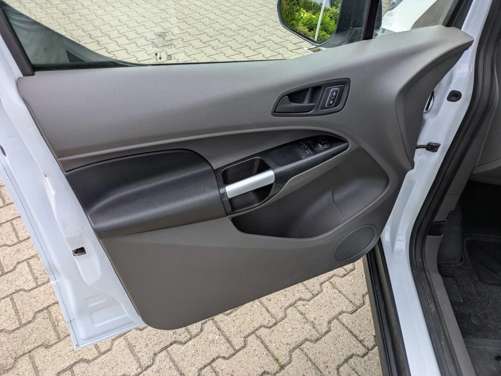 Ford Transit Connect – foto 27