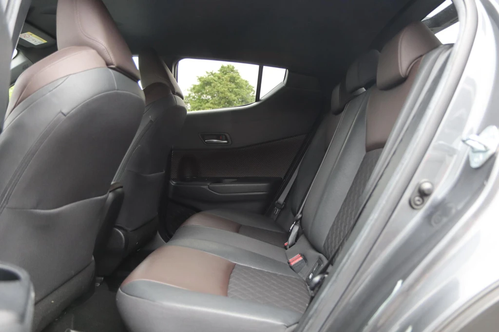 Toyota C-HR – foto 19