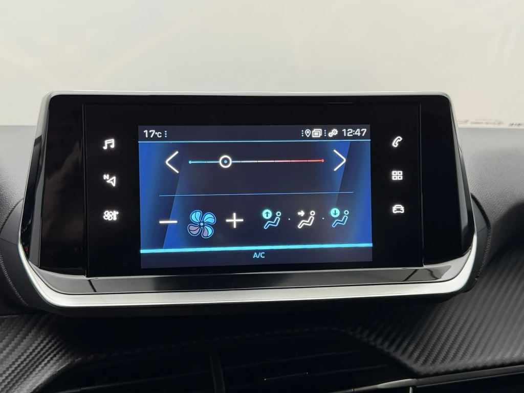 Peugeot 208 – foto 13