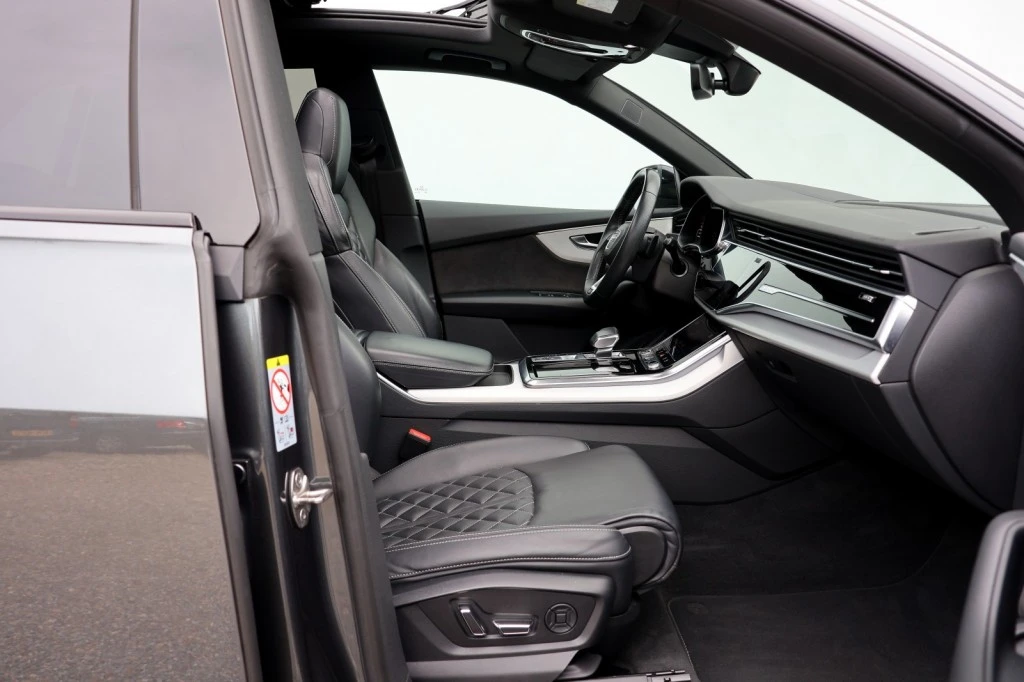 Audi Q8 – foto 12