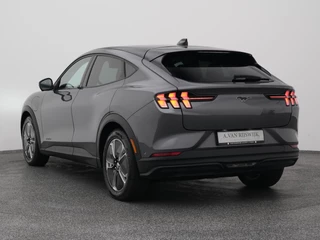 Ford Mustang Mach-E – thumbnail 4