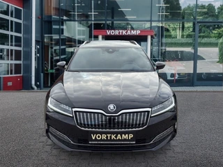 Škoda Superb – thumbnail 8
