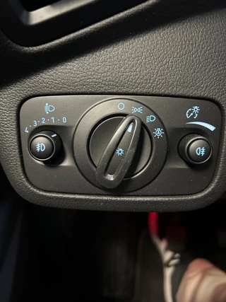 Ford C-MAX – thumbnail 22