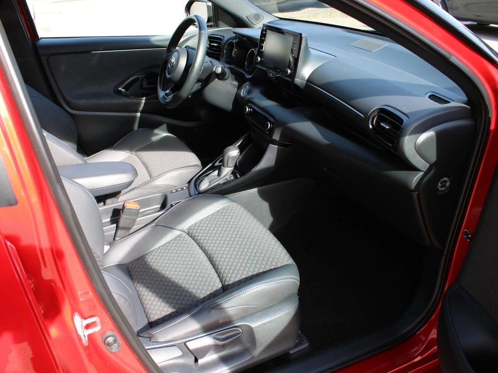 Toyota Yaris – foto 11