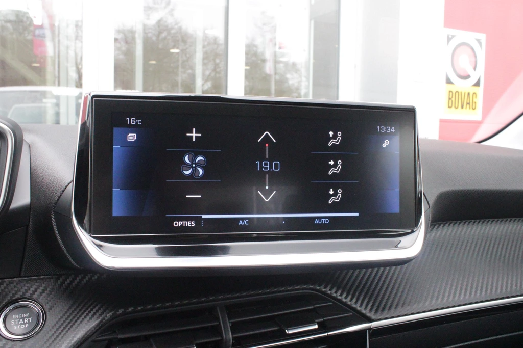 Peugeot 208 – foto 23