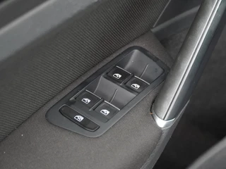 Volkswagen Golf – thumbnail 15