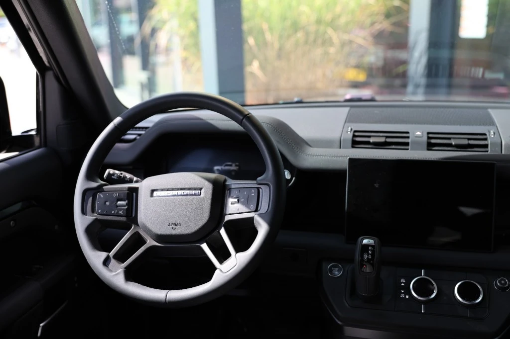 Land Rover Defender – foto 18