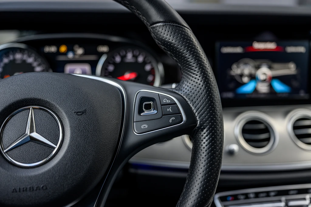 Mercedes-Benz E-Klasse – foto 29