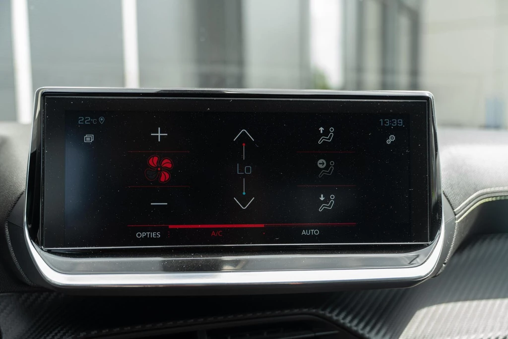 Peugeot 208 – foto 28